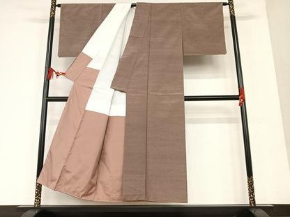 平和屋着物●上質な紬　色無地　煤竹色　正絹　逸品　AAAT0592zg