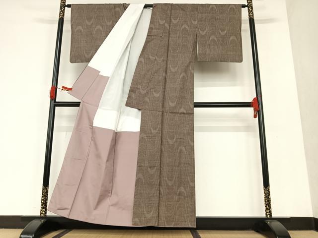 平和屋着物●本場大島紬　泥染め　7マルキ　よろけ縞　正絹　逸品　AAAT0595zg