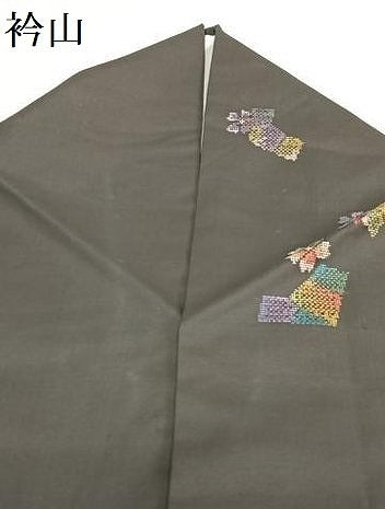 平和屋着物●本場大島紬　9マルキ　地空　舞花文　黒地　正絹　逸品　AAAT0604zg
