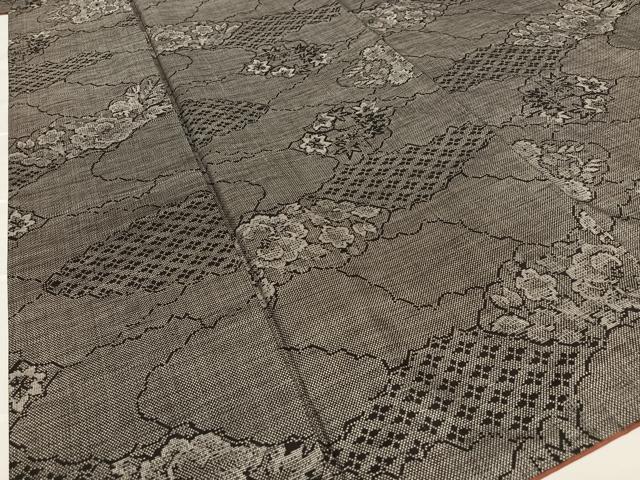 平和屋着物●本場大島紬　9マルキ　雲重ね草花文　正絹　逸品　AAAT0616zg