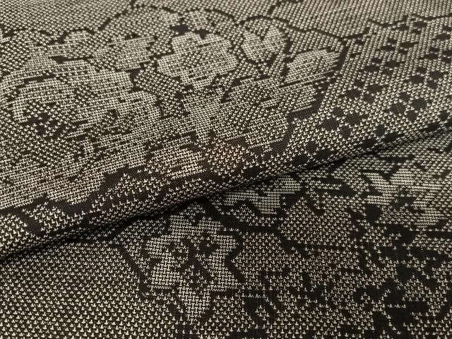 平和屋着物●本場大島紬　9マルキ　雲重ね草花文　正絹　逸品　AAAT0616zg