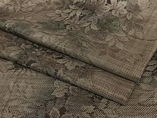 平和屋着物●本場大島紬 泥染め 9マルキ 草花文 正絹 逸品 AAAT0631zg