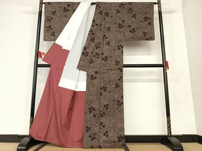 平和屋着物●本場大島紬 泥染め 7マルキ 枝花文 正絹 逸品 AAAT0642zg