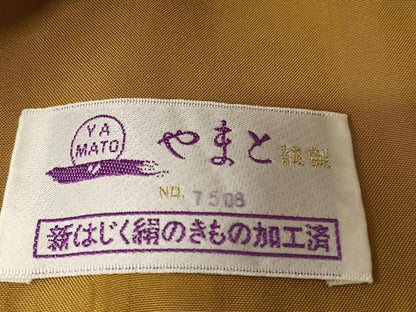 平和屋着物●結城紬 80亀甲 舞蝶間道 黒地 やまと誂製 正絹 逸品 AAAT0648zg