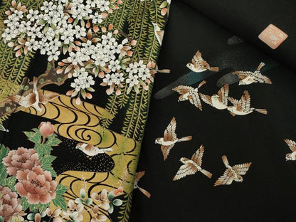 平和屋着物●秀匠苑 黒留袖 流水花鳥文 金彩 正絹 逸品 AAAT2220ck