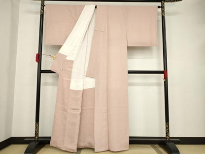 平和屋着物●ジャパンオートクチュール 渡辺雪三郎 色無地 花唐草地紋 珊瑚色 正絹 逸品 AAAT5175ck