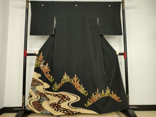 平和屋着物●豪華黒留袖 総刺繍 流水樹林文 金糸 正絹 逸品 AAAT6612ck