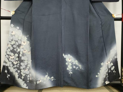 平和屋着物●訪問着　駒刺繍　葡萄蔦草文　暈し染　金彩　正絹　逸品　AAAT6715ck
