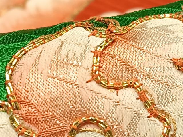 a677＋　C774正絹　振袖　金駒刺繍　金彩　着物 平和屋着物□豪華振袖 駒刺繍 花鳥文 金彩 正絹 逸品 AAAT7793es