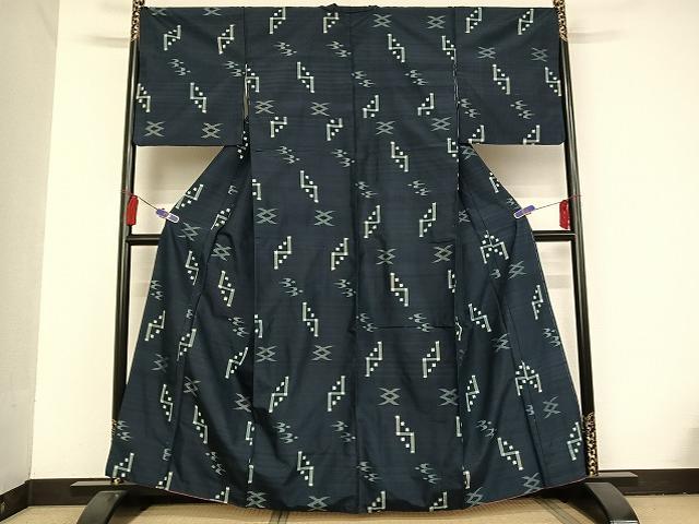 平和屋着物●本場琉球絣　紬　正絹　逸品　AAAT9369np