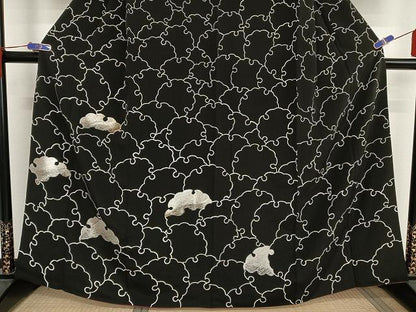 平和屋着物●訪問着 刺繍 雪輪 黒地 金銀糸 正絹 逸品 AAAT9409np