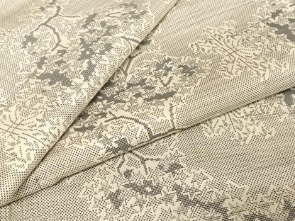 平和屋着物●本場大島紬 白大島 ９マルキ 樹林文 正絹 逸品 AAAT9517np