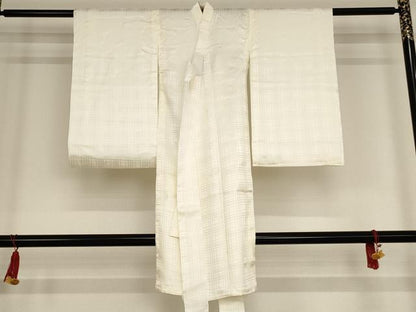 平和屋着物[]七五三　男の子　祝着・長襦袢セット　駒刺繍　風景鷹文　銀彩　逸品　AAAT9961ja