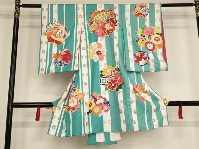 平和屋着物[]お宮参り　女の子　祝着　刺繍　檜扇花丸文　金糸　洗える着物　AAAT9984ja
