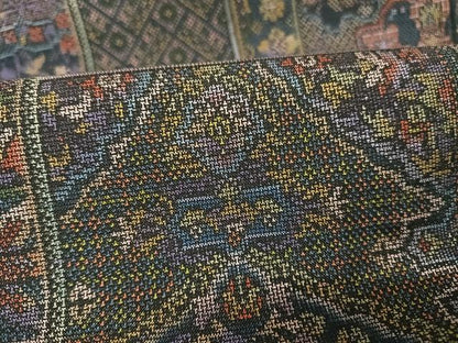 平和屋着物●本場大島紬　９マルキ　正倉院更紗花文　正絹　逸品　未使用　AAAU0039np