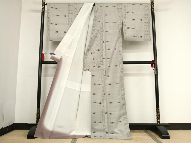 平和屋着物●重要無形文化財 本場久米島紬 ゆうな染 手織 正絹 逸品 AAAX6162np