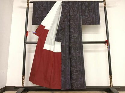 平和屋着物●結城紬　100亀甲　飛び亀甲　更紗花文　正絹　逸品　AAAU0088np