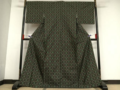 平和屋着物●本場村山大島紬 梅鉢 正絹 逸品 未使用 AAAU0102np