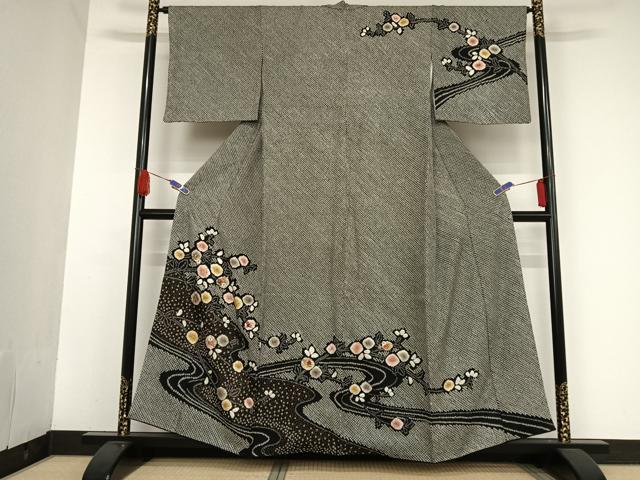 平和屋着物●訪問着 総絞り 刺繍 流水草花文 黒地 金彩 金銀糸 正絹 逸品 AAAU0134np