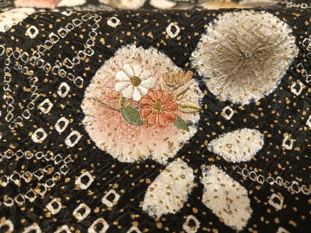 平和屋着物●訪問着 総絞り 刺繍 流水草花文 黒地 金彩 金銀糸 正絹 逸品 AAAU0134np