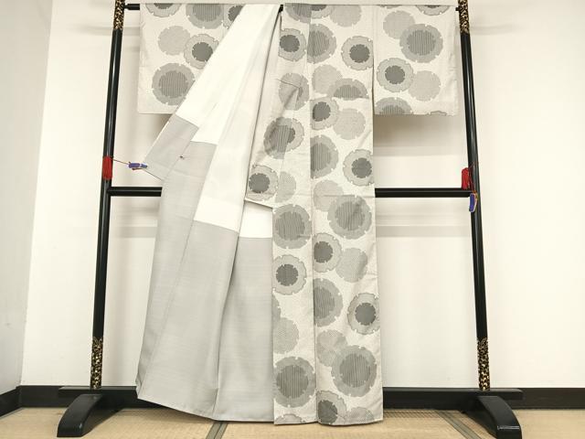 平和屋着物●本場染大島紬　雪輪　さが美扱い　正絹　逸品　AAAU0283np