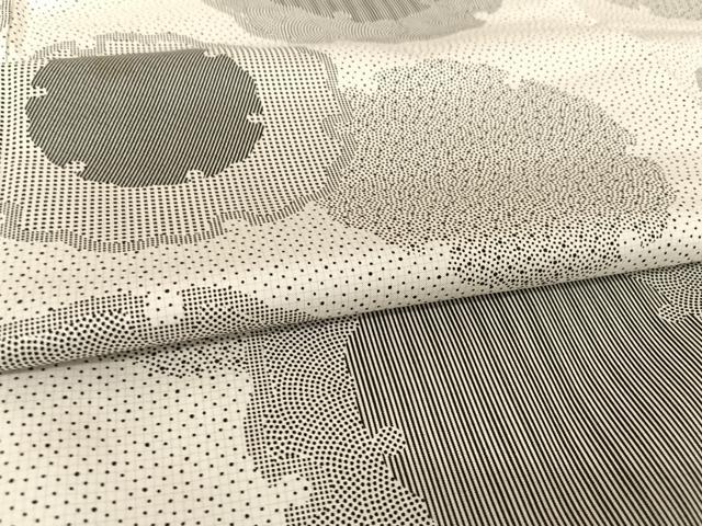 平和屋着物●本場染大島紬　雪輪　さが美扱い　正絹　逸品　AAAU0283np