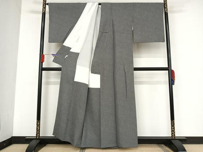 平和屋着物●江戸小紋 極小鮫小紋柄 黒地 鈴乃屋扱い 正絹 逸品 AAAU0345np