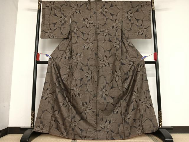 平和屋着物●本場大島紬　９マルキ　花尽くし　正絹　逸品　AAAU0347np