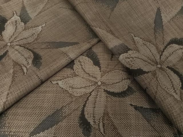平和屋着物●本場大島紬　９マルキ　花尽くし　正絹　逸品　AAAU0347np
