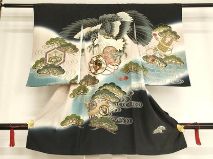 平和屋着物[]お宮参り　男の子　祝着　産着　初着　のしめ　鷹楽器文　暈し染め　金彩　逸品　AAAU5311ja