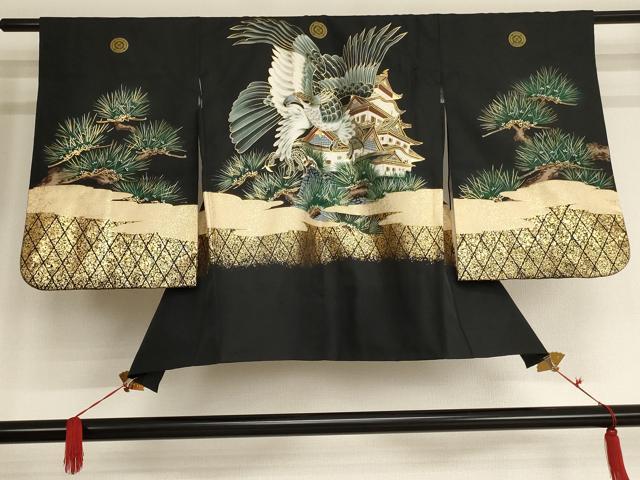 平和屋着物[]七五三　男の子　祝着・羽織・長襦袢・袴セット　5歳　鷹風景文　黒地　金彩　AAAU5371ja