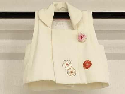 平和屋着物[]七五三　女の子　３歳　祝着　三つ身　被布セット　花手毬文　乙葉　金彩　洗える着物　AAAU5553ja