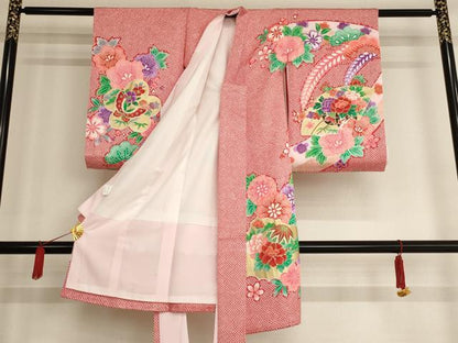 平和屋着物[]お宮参り　女の子　祝着　産着　初着　のしめ　御所車花文　金彩　洗える着物　AAAU5573ja