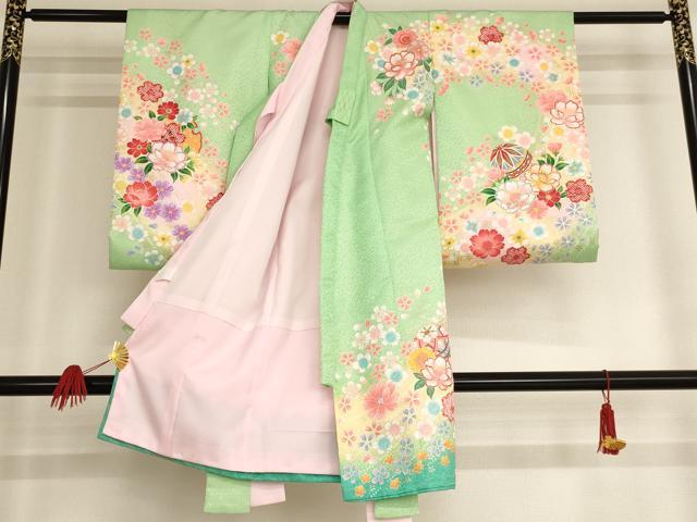 平和屋着物[]お宮参り　女の子　祝着　産着　初着　のしめ　刺繍　花手毬文　暈し染め　金糸　金彩　AAAU5594ja