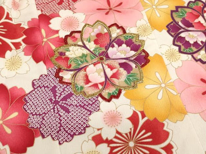 平和屋着物[]七五三　女の子　３歳　祝着　三つ身　長襦袢セット　刺繍　舞桜文　金糸　金彩　AAAU5601ja