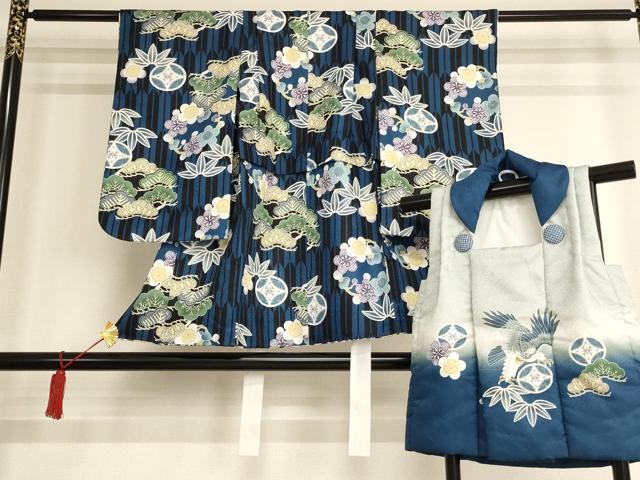 平和屋着物[]七五三　男の子　3歳　祝着・被布セット　刺繍　松竹梅　鷹　暈し染め　金糸　洗える着物　AAAU5707ja