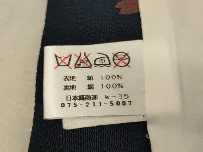 平和屋着物[]七五三　女の子　３歳　被布　ぽっくり下駄　金彩　鬼しぼ縮緬　正絹　逸品　AAAU5717ja
