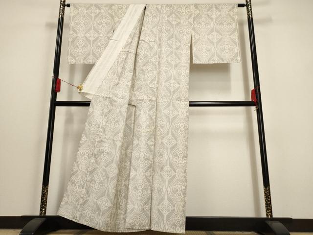 平和屋着物▽本場大島紬 単衣 白大島 7マルキ 立涌向かい鳥文 正絹 逸品 AAAU6467iu