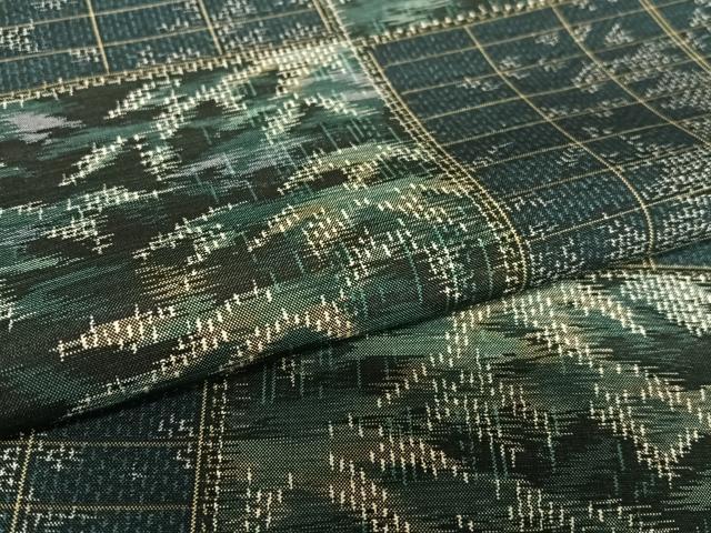 平和屋着物●本場大島紬　7マルキ　総絣　市松笹文　黒地　正絹　逸品　AAAU8212zg