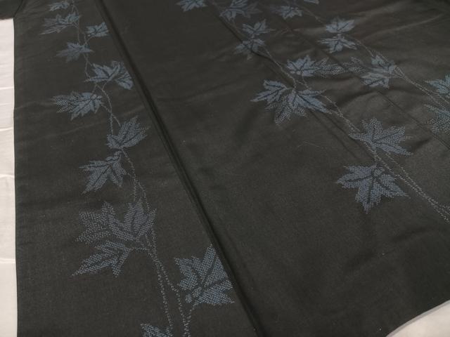平和屋着物●上質な紬 蔦の葉文 黒地 正絹 逸品 AAAU8213zg