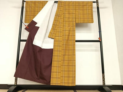 平和屋着物●本場黄八丈 平織 紬 格子 正絹 逸品 AAAU8267zg