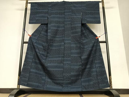 平和屋着物●結城紬 100亀甲 横段花文 正絹 逸品 AAAU8351zg