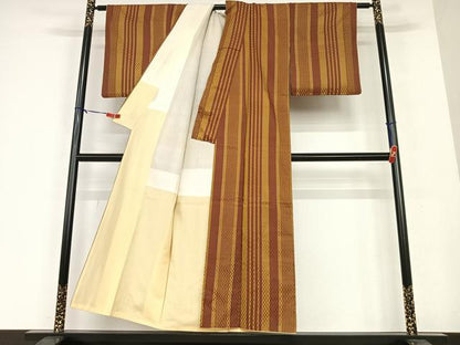 平和屋着物●山下八百子　本場黄八丈　市松綾織　縞　正絹　逸品　AAAU8394zg