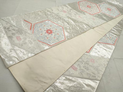 平和屋着物◎六通柄袋帯 唐織 亀甲正倉院花文 銀糸 正絹 逸品 AAAV1808ru