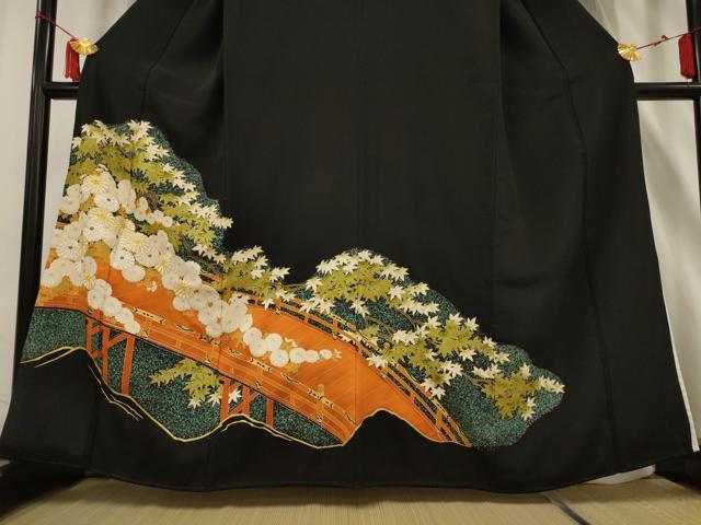 平和屋着物■豪華黒留袖 駒刺繍 渡橋草花文 金彩 正絹 逸品 AAAV2035jd