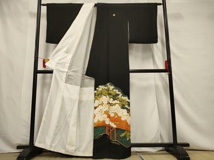 平和屋着物■豪華黒留袖 駒刺繍 渡橋草花文 金彩 正絹 逸品 AAAV2035jd