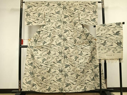 平和屋着物▽上質な紬 単衣 型染め 草木染 花鳥文 反端付き 正絹 逸品 AAAV2734fy