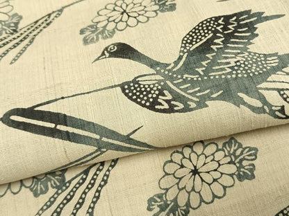 平和屋着物▽上質な紬 単衣 型染め 草木染 花鳥文 反端付き 正絹 逸品 AAAV2734fy