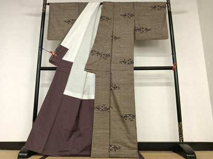 平和屋着物●本場大島紬 泥染め 9マルキ 飛鳥文 正絹 逸品 AAAV7042zg