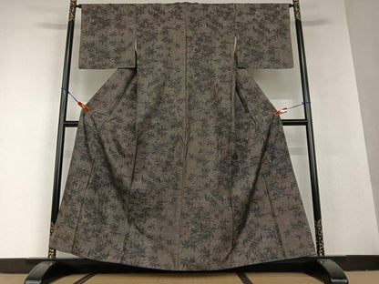 平和屋着物●本場大島紬　泥染め　9マルキ　草花文　正絹　逸品　AAAV7112zg